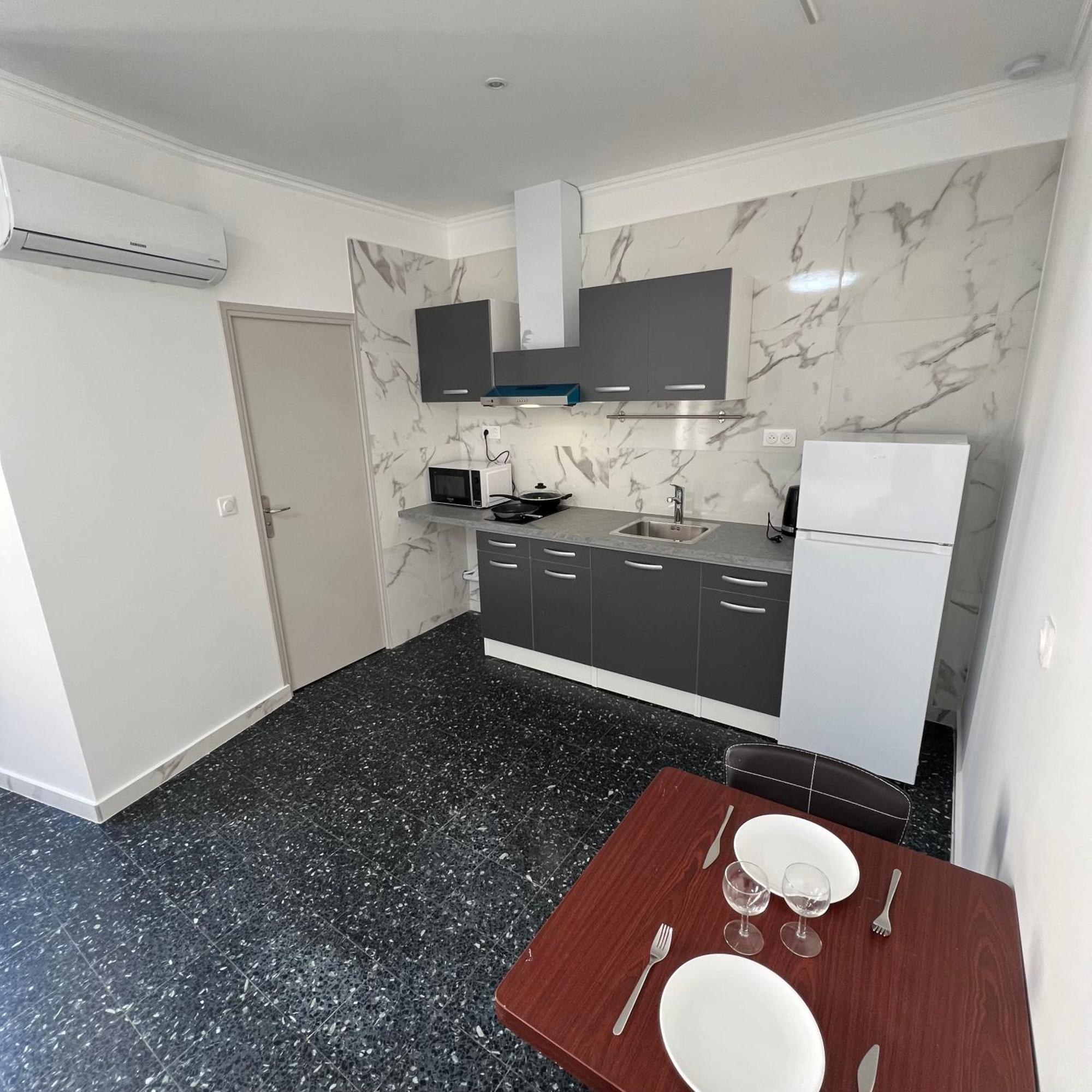 Suite St Charles, Canebiere, Vieux-Port Marseille Eksteriør billede